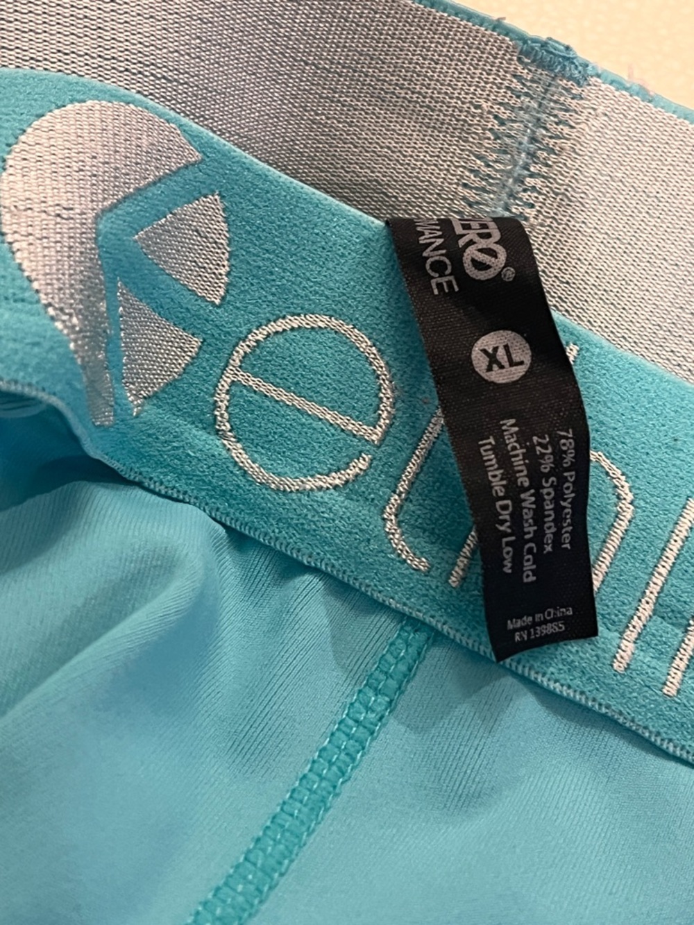 ethika Women’s Bright Turquoise Performance Leggings XL